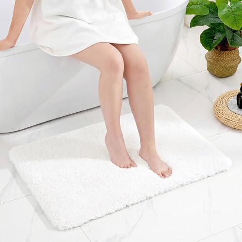 Disolla White Bathroom Rug 24x36