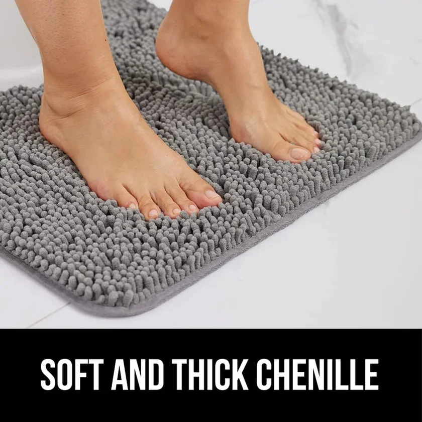 Gorilla Grip rug in bathroom
